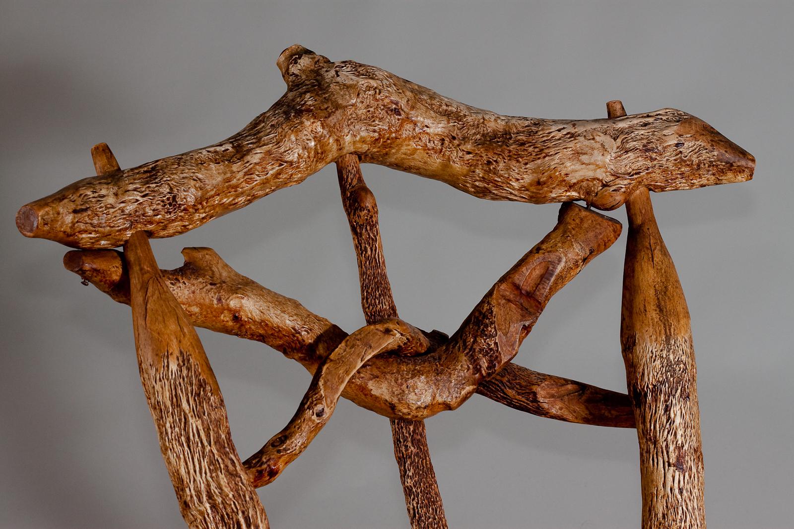 Legno Matti Savijärvi, sedia a dondolo con radice d'albero unica del 1920 in vendita