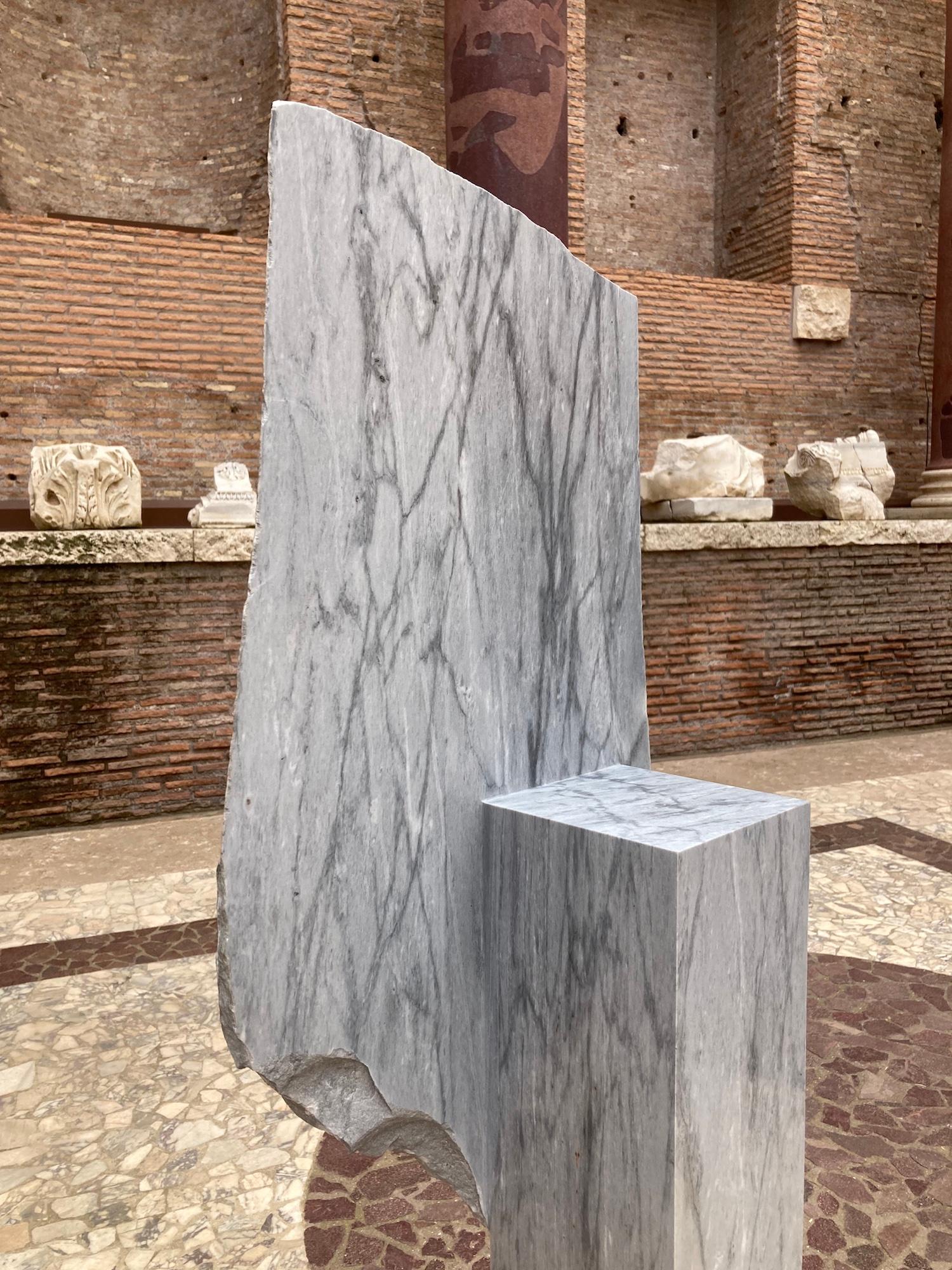 Korè-Bardiglio by Mattia Bosco - Monumental sculpture, marble, Rome exposition For Sale 8