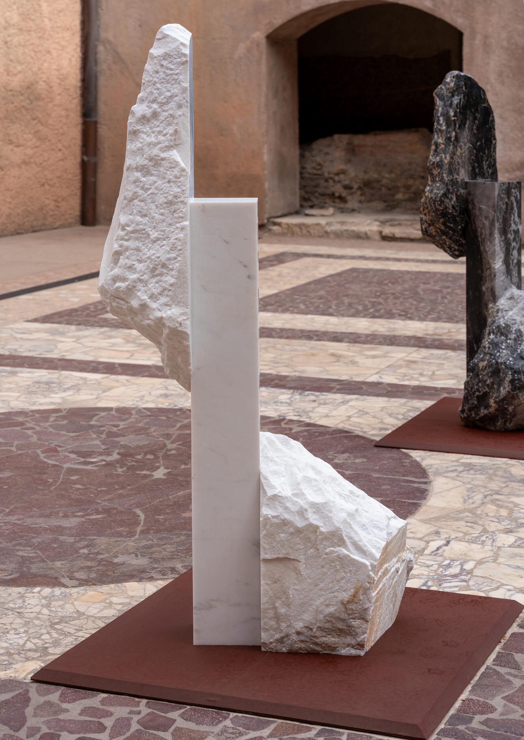 Korè-Michelangelo statuary by Mattia Bosco - Monumental sculpture, marble For Sale 3