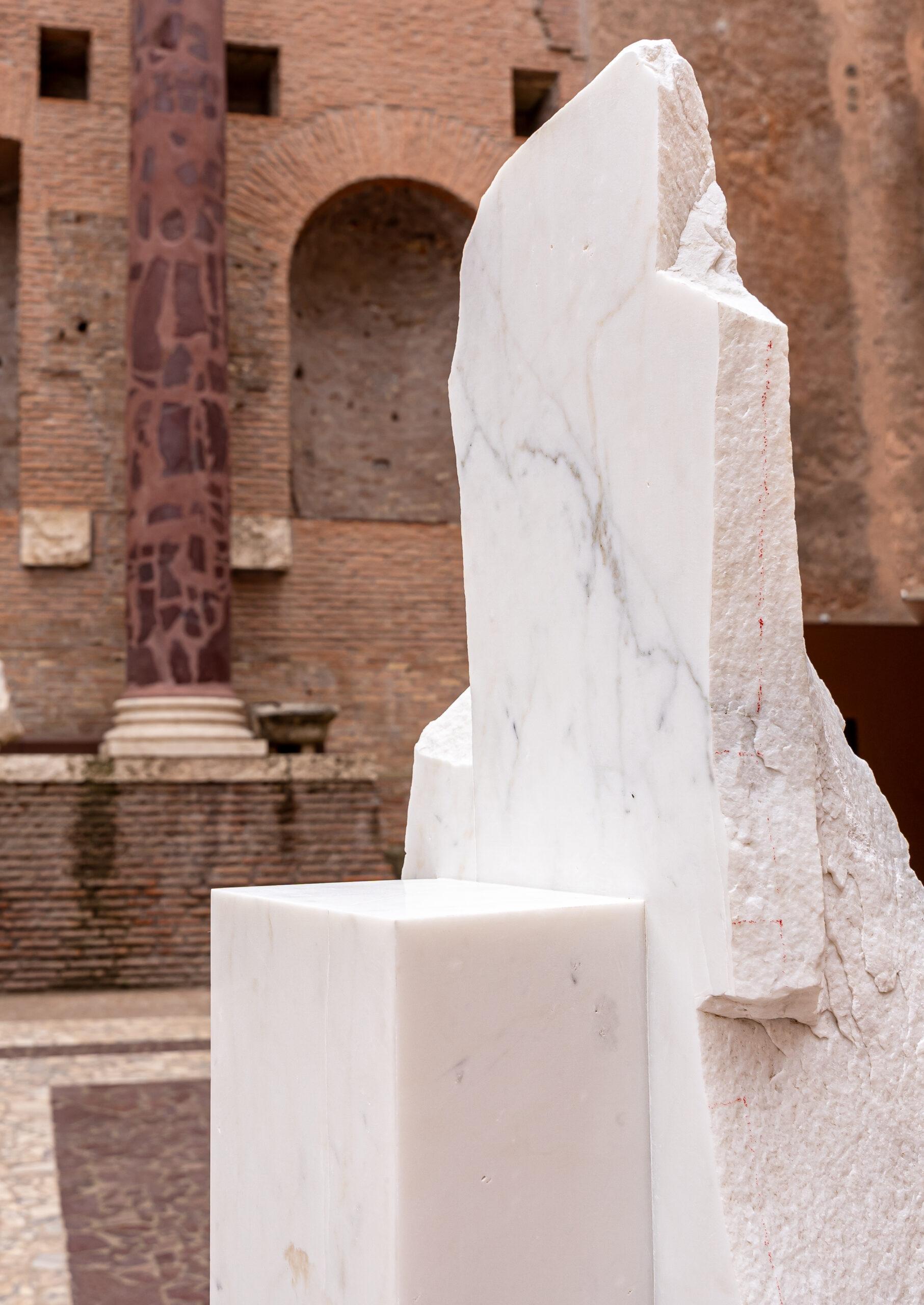 Korè-Michelangelo statuary by Mattia Bosco - Monumental sculpture, marble For Sale 5