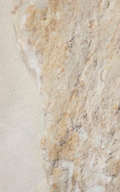 Sezione Aurea 2024-013 di Mattia Bosco - Scultura da parete, marmo, foglia d'oro, roccia