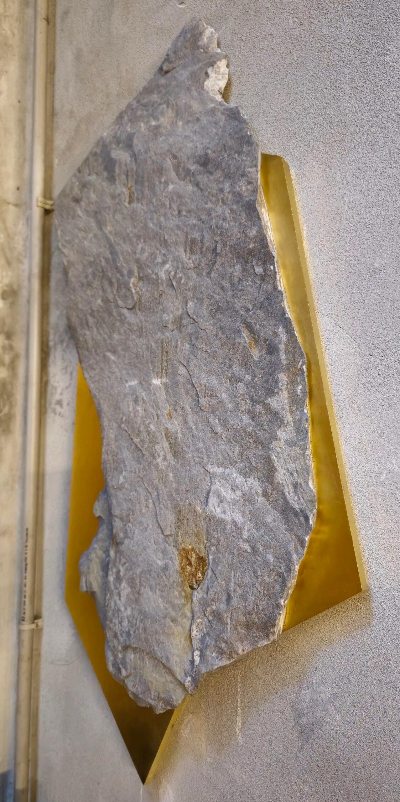Sezione Aurea 2024-014 by Mattia Bosco - Wall sculpture, marble, gold leaf, rock For Sale 4