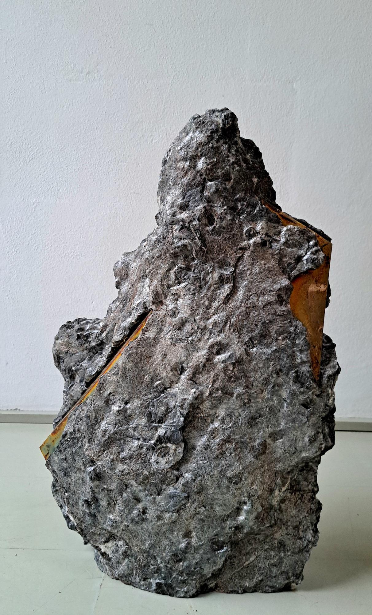Sezione Aurea 59-2020 by Mattia Bosco - Marble and silver leaf sculpture, rock