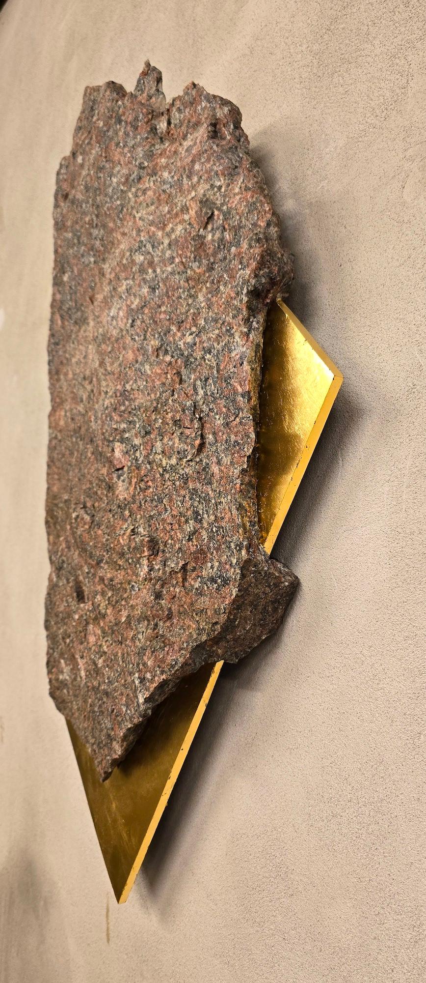 Sezione Aurea 78 de Mattia Bosco - Escultura mural, mármol, pan de oro, abstracta en venta 9