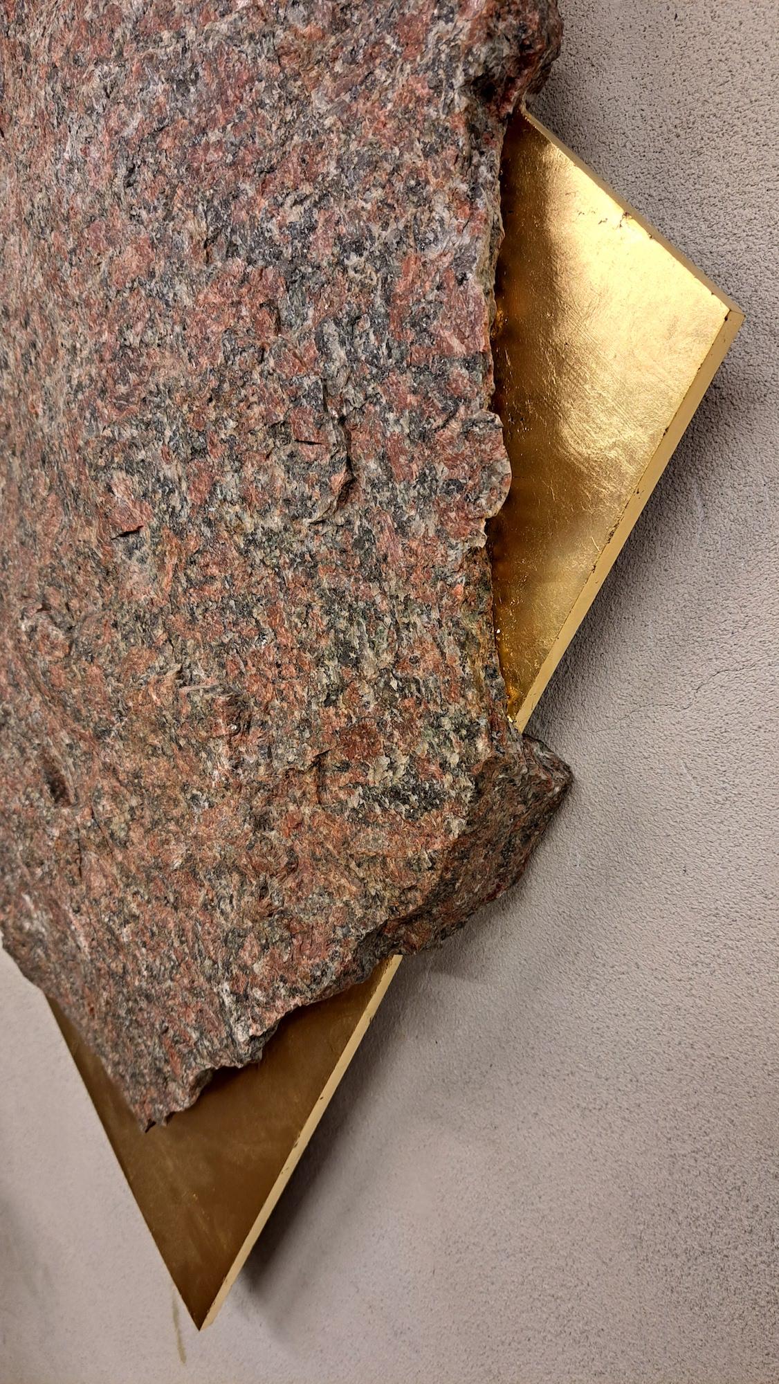 Sezione Aurea 78 de Mattia Bosco - Escultura mural, mármol, pan de oro, abstracta en venta 6