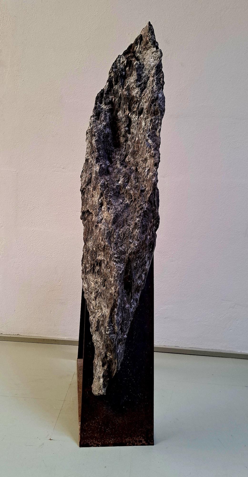 Stonegate 8 by Mattia Bosco - Abstract sculpture, Palissandro marble, grey tones For Sale 9