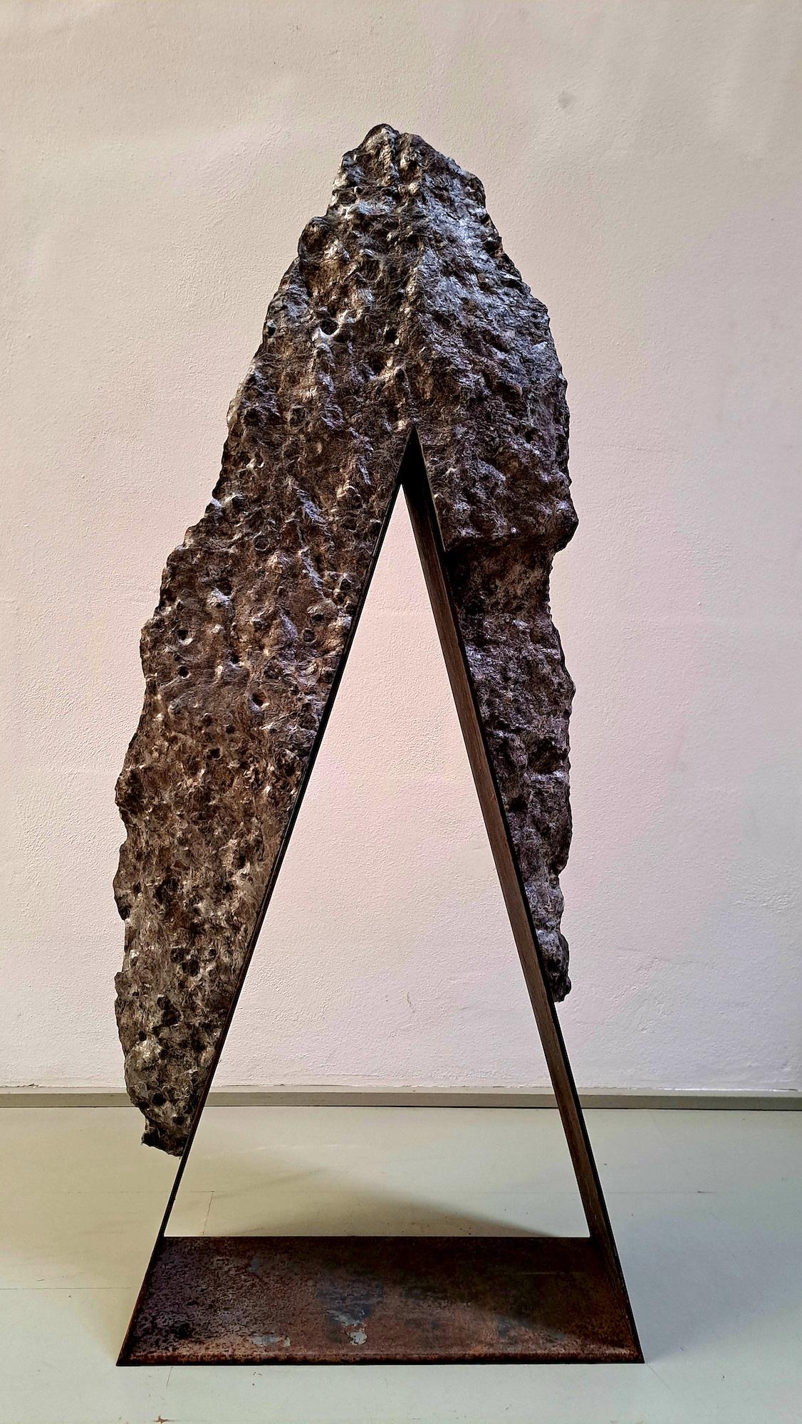 Stonegate 8 by Mattia Bosco - Abstract sculpture, Palissandro marble, grey tones For Sale 11