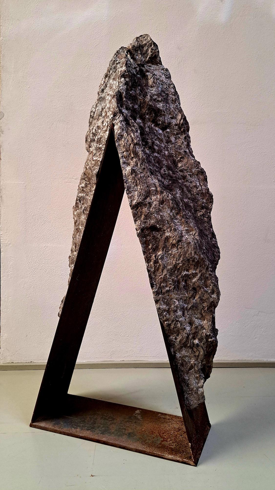 Stonegate 8 by Mattia Bosco - Abstract sculpture, Palissandro marble, grey tones For Sale 2