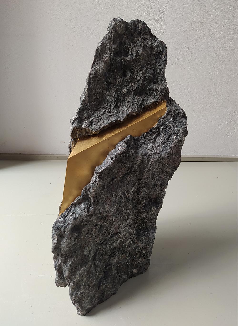 SW6 by Mattia Bosco - Abstract sculpture, black Palissandro marble and gold leaf For Sale 2