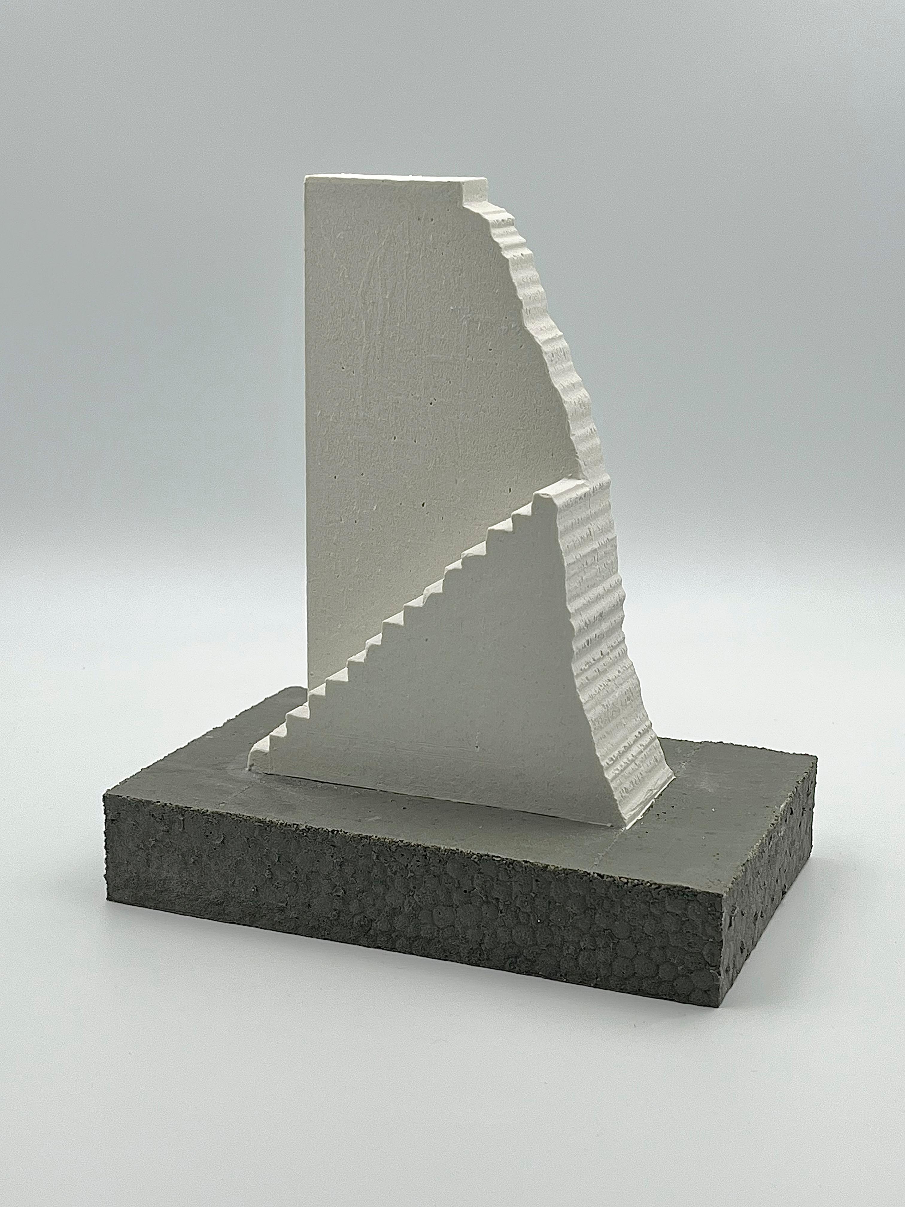 Sculpture d'escalier architecturale en béton et plâtre, 2021 - « Notre » en vente 4