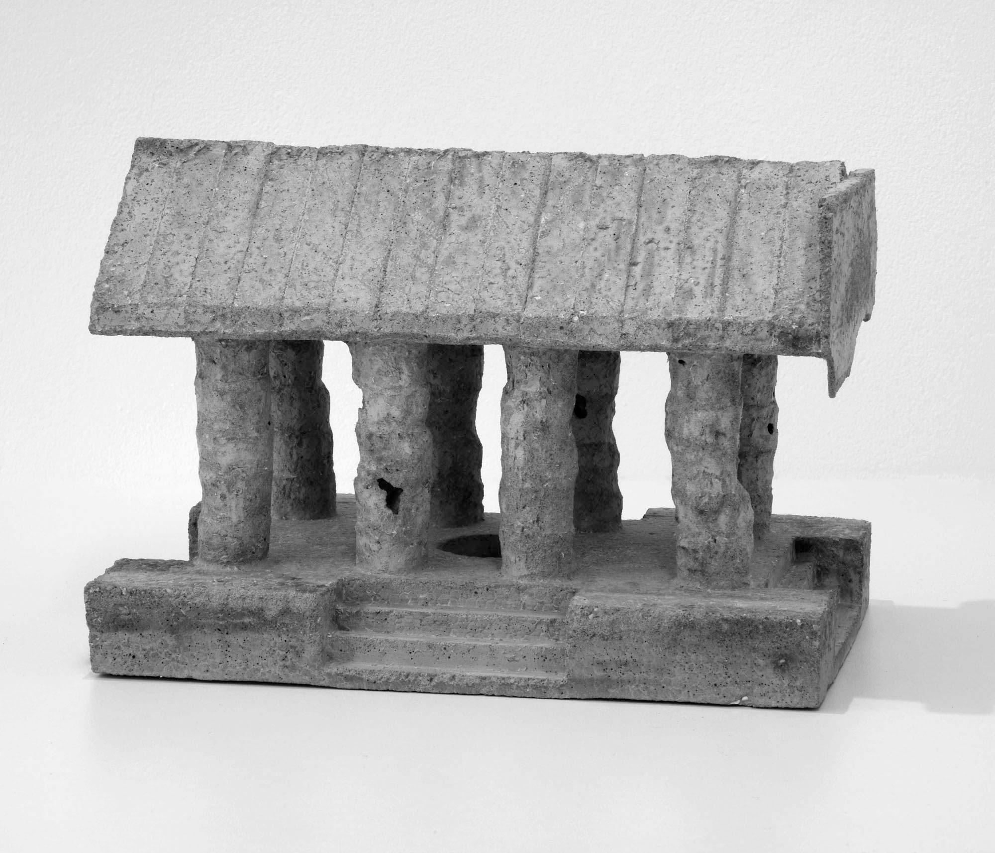 Mattia Listowski(b. 1987, Paris, France) is a French sculptor, draughtsman, and photographer with French, Italian, and Polish origins, coming from a creative family. He lives and works in Paris and Brussels and studied at ESAG Penninghen from 2005