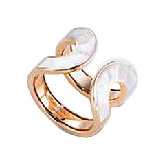Mattioli Aruba Ring in Rose Gold and Natural Mother of Pearl