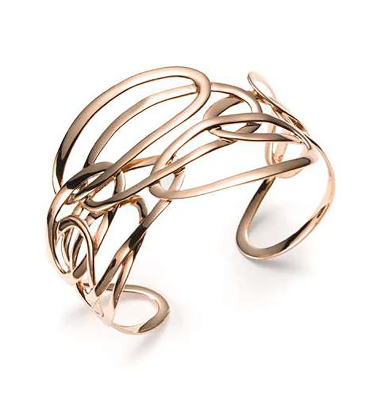 Hiroko cuff in rose gold or matt rose gold.
Gold Weight gr.: 30.00 
Products available on request in yellow gold or white gold upon feasibility.

READY TO SHIP
*Shipment of this piece is not affected by COVID-19. Orders welcome!

Harmony and
