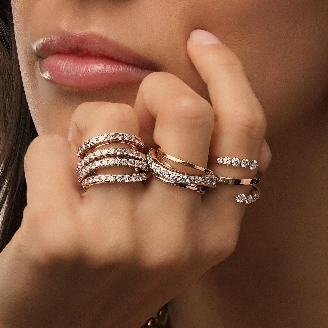 Anillo Mattioli Multisize Aspis Spinner de Oro Amarillo y Blanco en venta 3