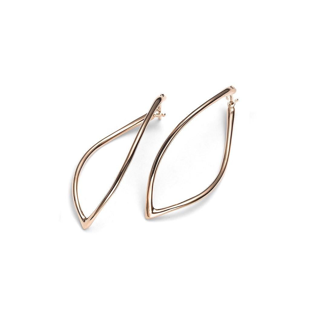Boucles d'oreilles Navettes en or rose et diamants blancs.
Or Poids gr. : 6.00
Diamant en carats : 0.60
Produits disponibles sur demande en or jaune, or rose ou or blanc selon faisabilité.

PRÊT À LIVRER
*L'expédition de cette pièce n'est pas