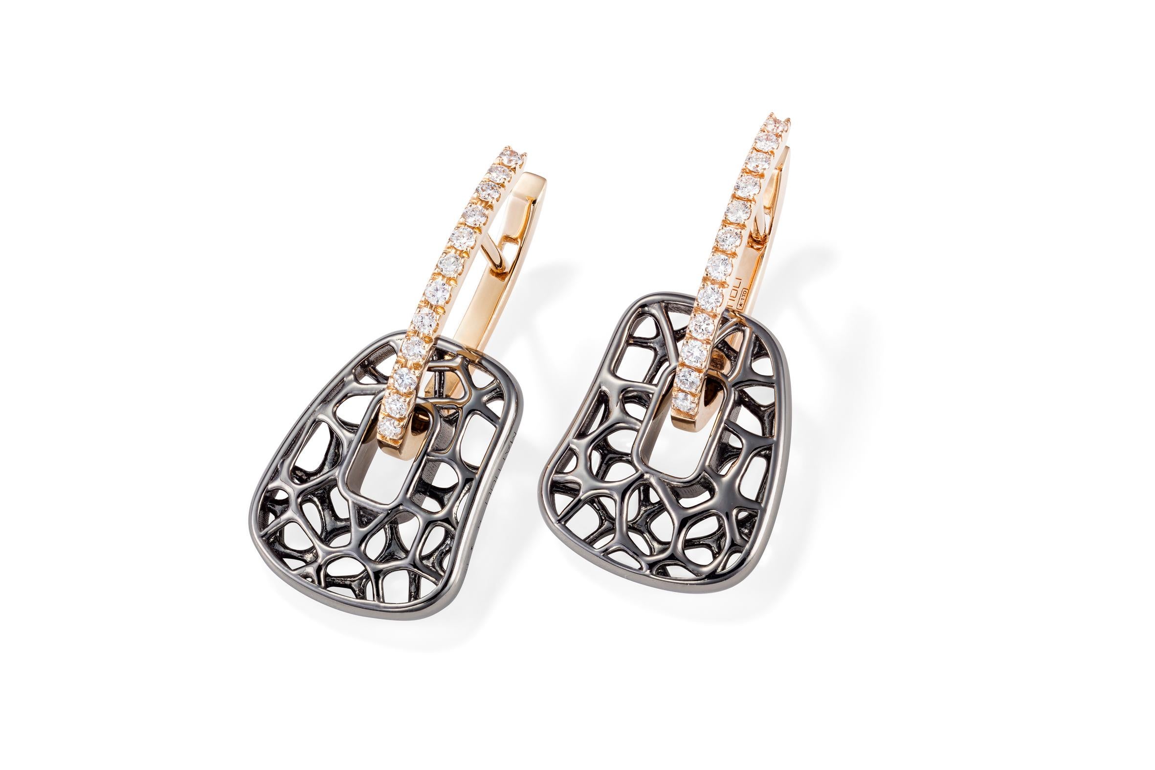 Contemporain Mattioli, boucles d'oreilles Puzzle Collection en or 18 carats avec diamants, argent et bronze en vente