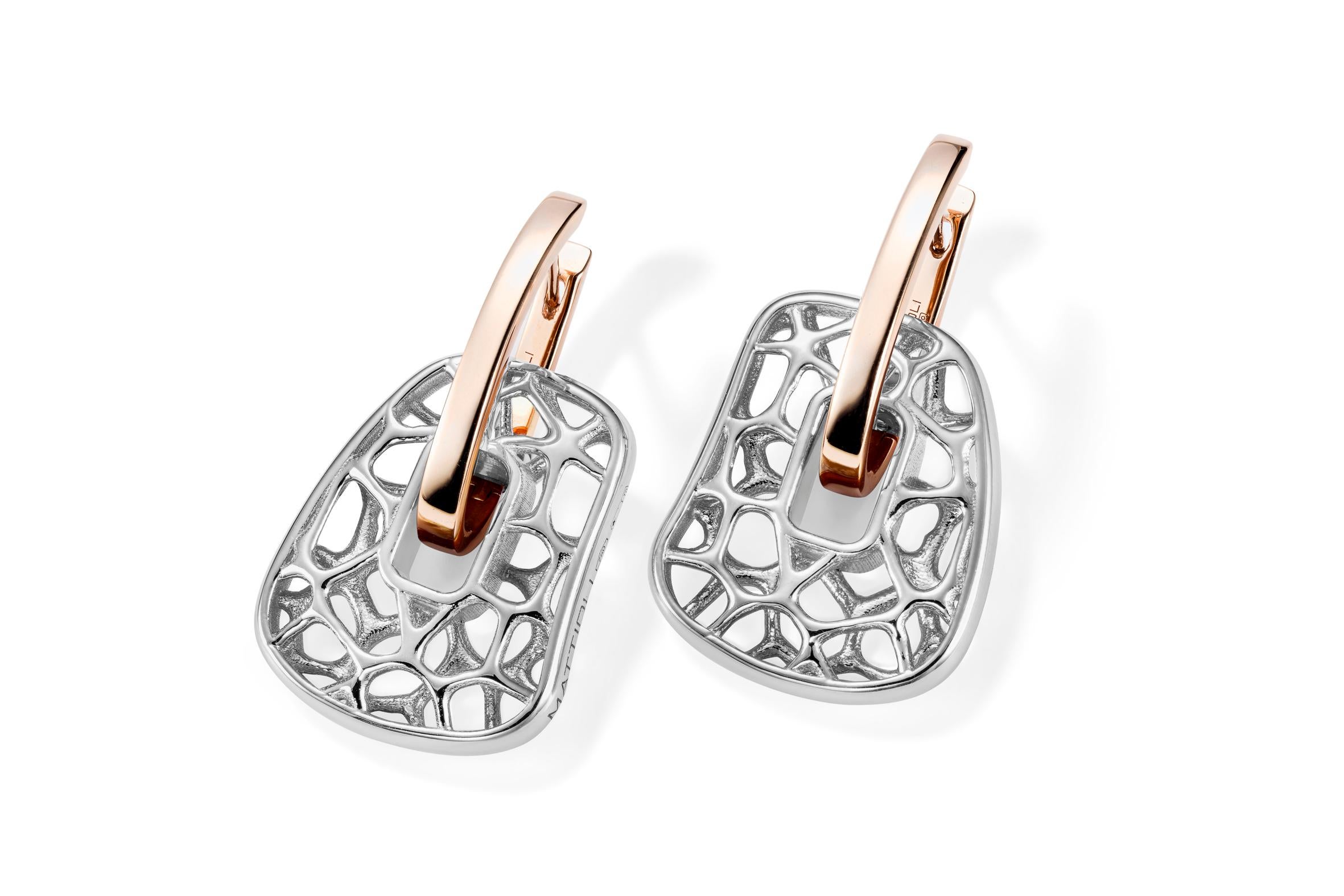 Taille brillant Mattioli Boucles d'oreilles puzzle ajourées en or 18 carats avec diamants, argent et bronze en vente