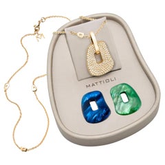 Pendant Necklaces