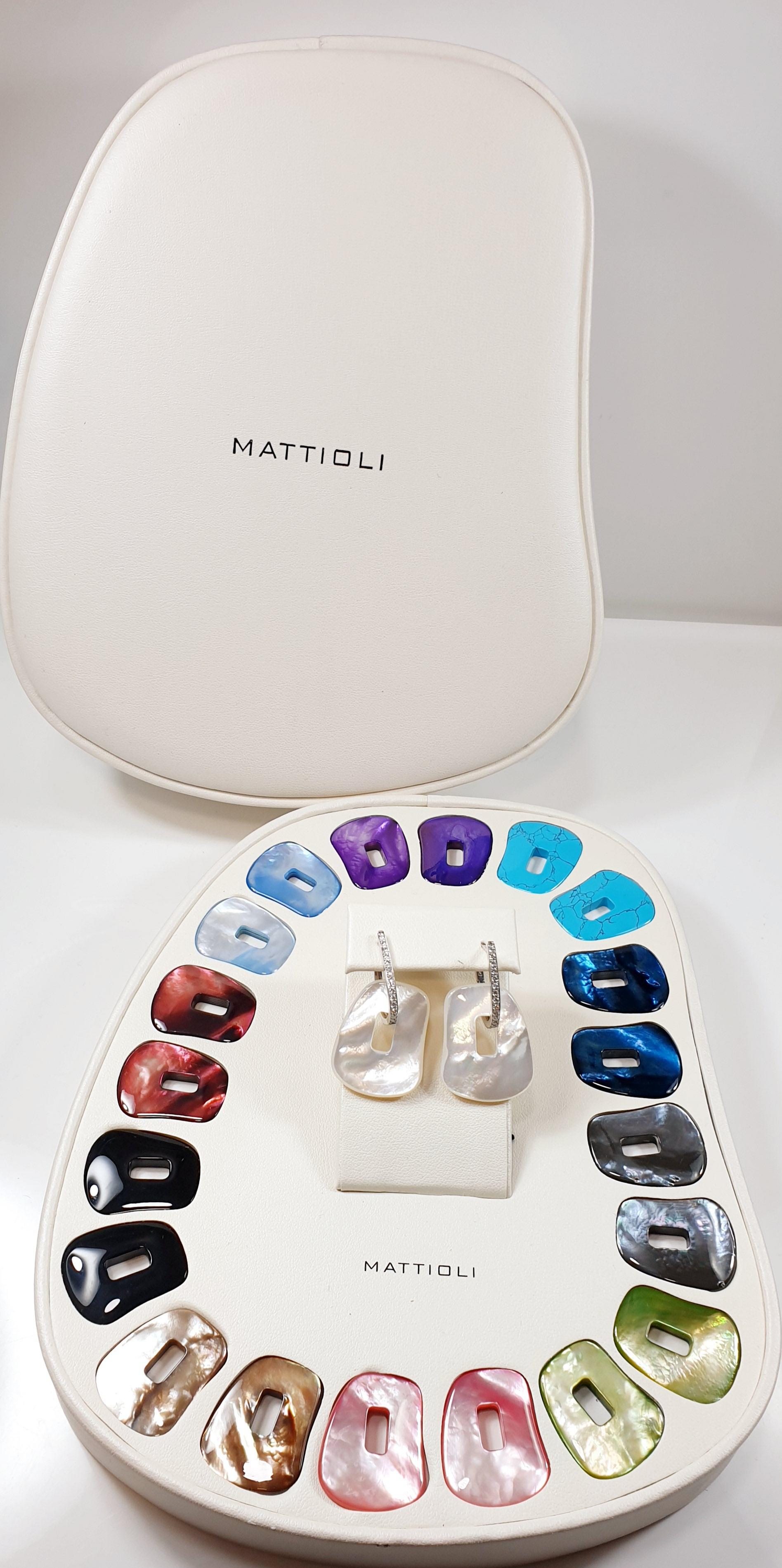 Mattioli Puzzle Ohrringe 18Kt Weißgold & Diamanten 11 farbige Paare mittlere Größe Damen im Angebot