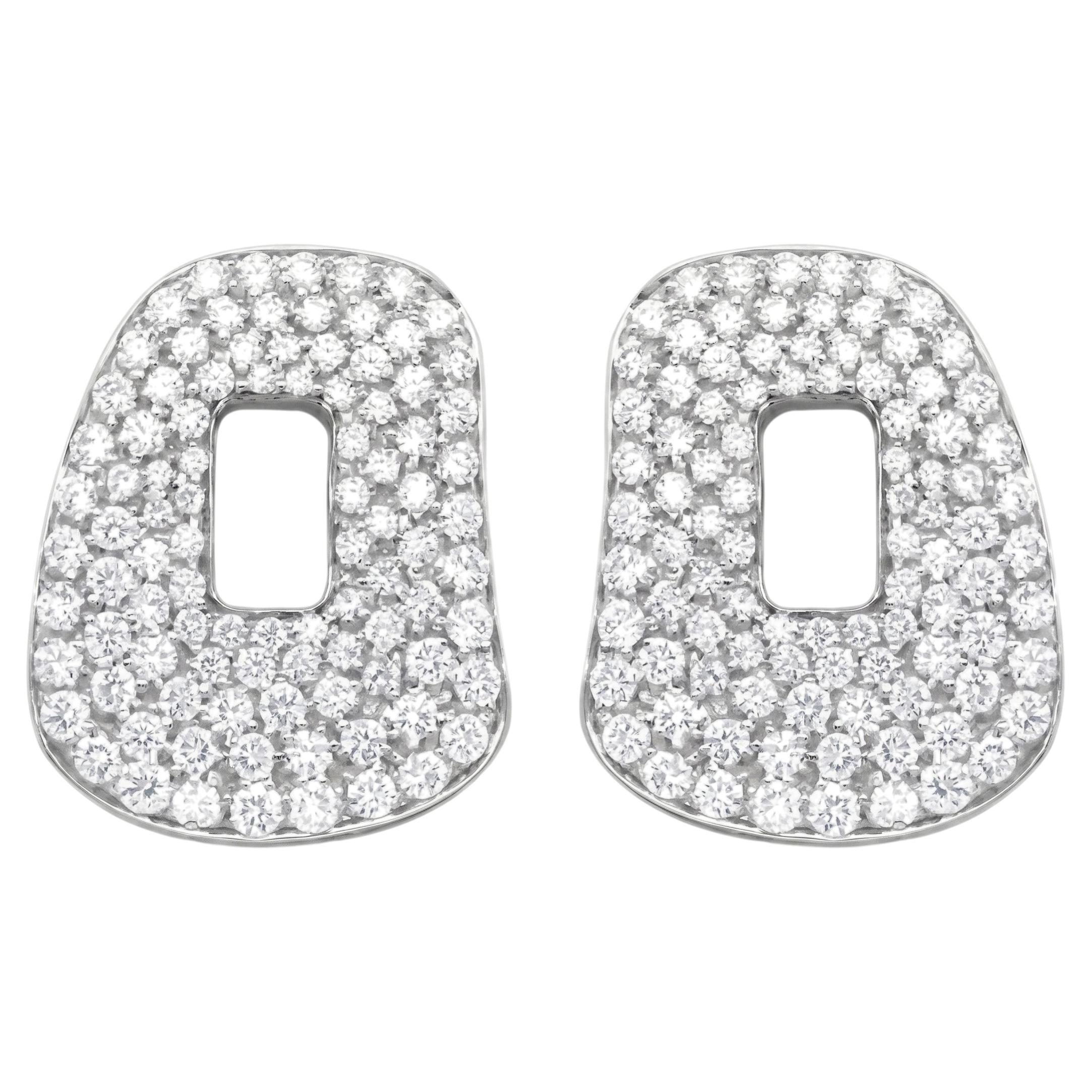 Mattioli Puzzle Medium earrings puzzle in 18k white gold and white diamonds pavé
