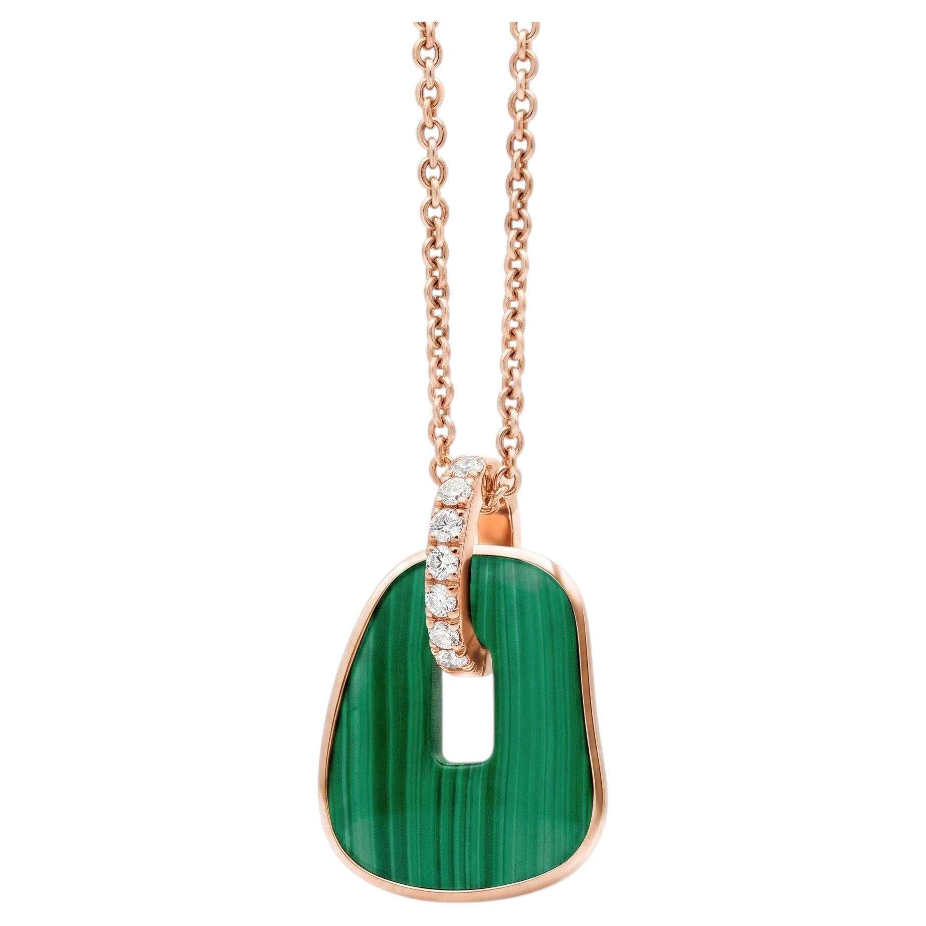 Colgante «Puzzle» de Mattioli en oro rosa de 18k y diamantes, con un elemento de malaquita