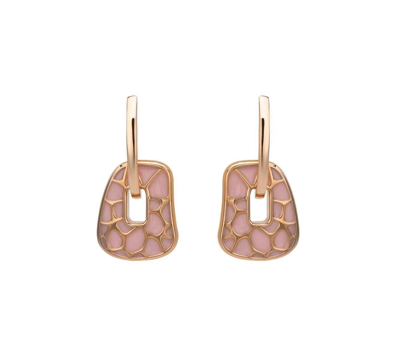 Mattioli Puzzle Safari Small 18K Rose Gold Earrings Pink Enamel and 2 Pendants
Hoops in Rose Gold.
Measure 15x18mm or 0,59x0,70 in
Puzzle pendants of mother of pearl you can choose between 25 colour palette

READY TO SHIP
*Shipment of this piece is