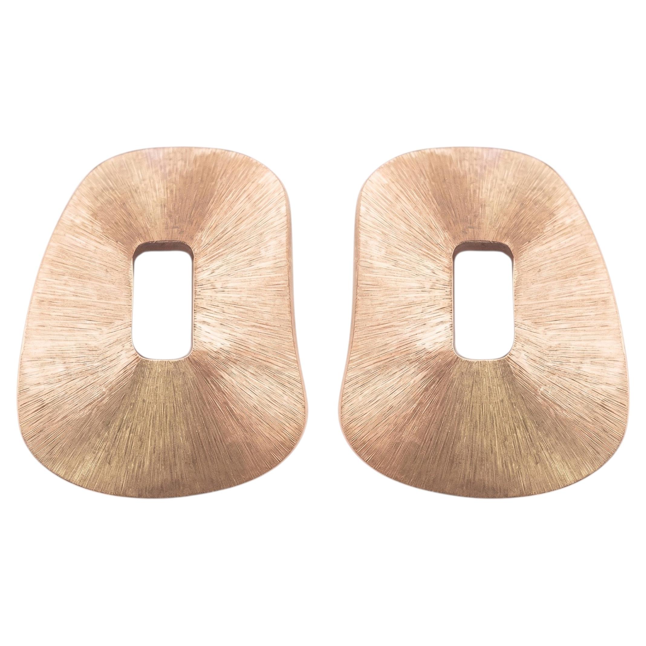 Mattioli Puzzle Solo Hand-Engraved Maxi Earrings In 18K Rose Gold For Sale