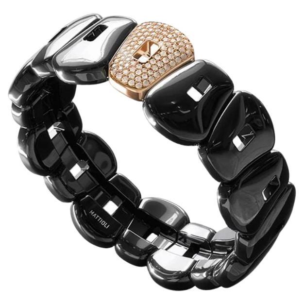 Armband aus Keramik mit einem Element aus 18K Gold und 0,68 Karat braunen/weißen Diamanten

Klein 15 cm, Mittel 17 cm, Groß 19 cm

Wichtige Informationen für diese BESTELLUNG !
Verfügbarkeit anfragen, wenn vorrätig, sofortiger