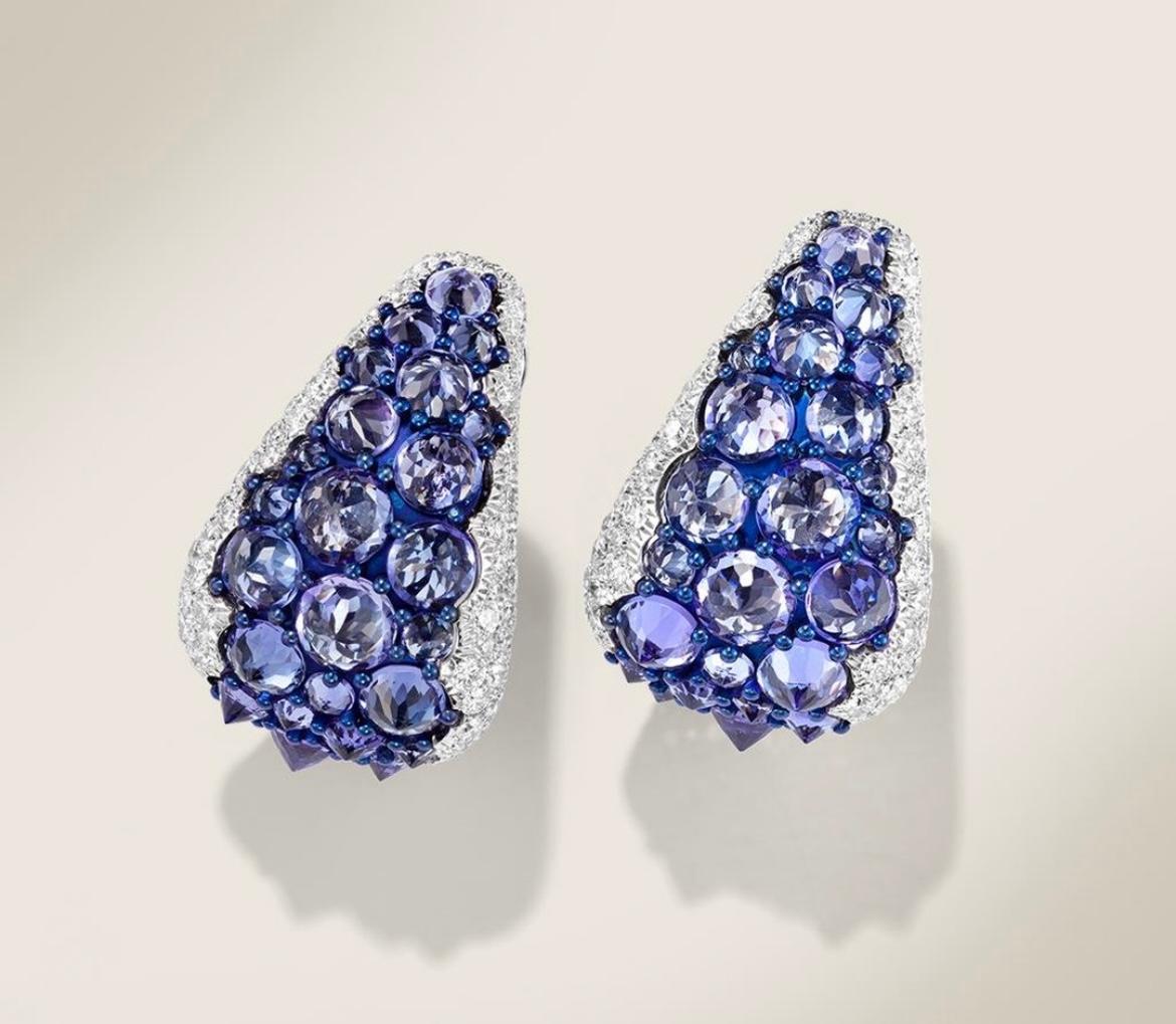 For Sale:  Mattioli Reve_r Medium Ring in Rose Gold, Amethysts and White Diamonds 8