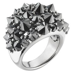 Mattioli Reve_r Medium Ring in White Gold and Black Diamonds