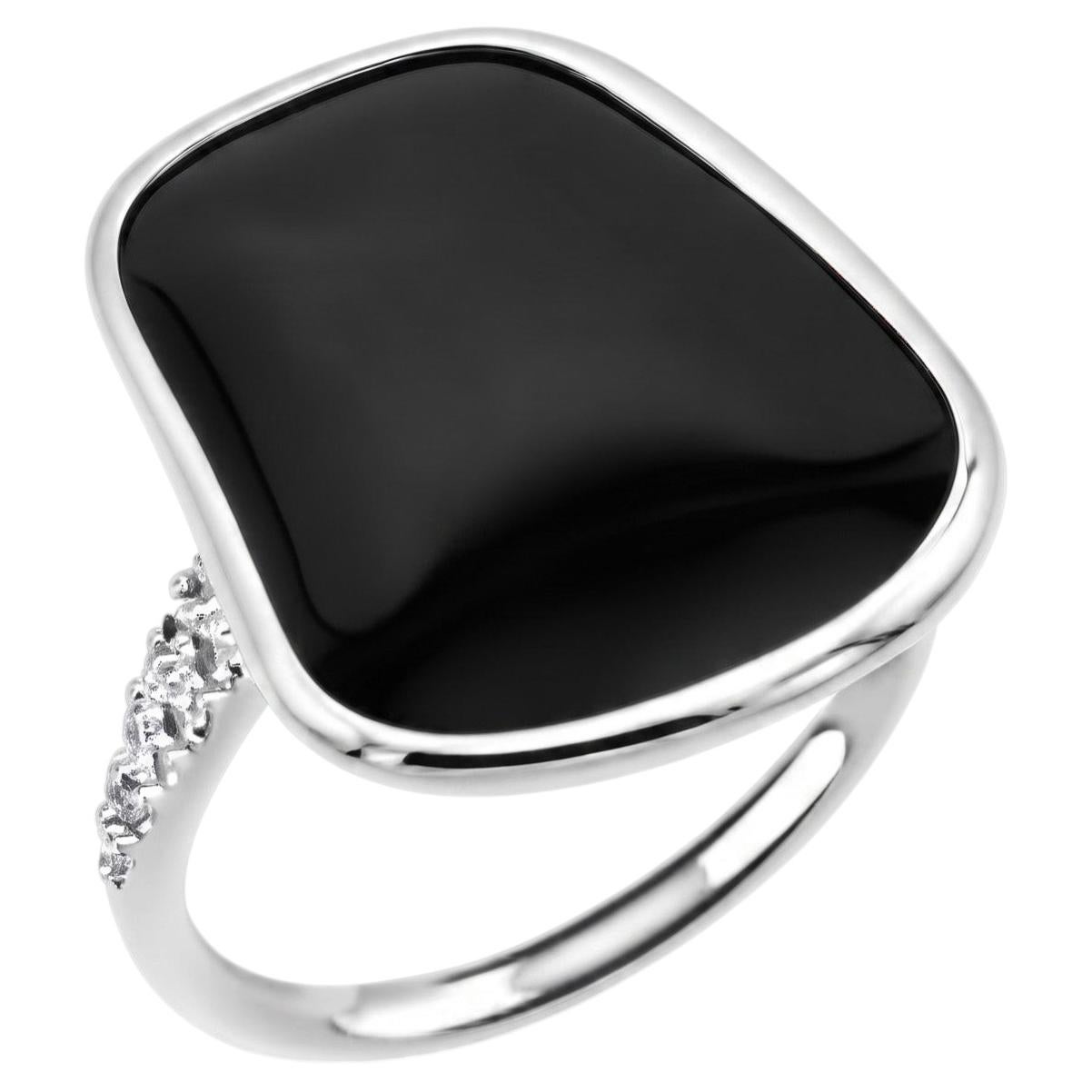 Mattioli-Ring aus 18-karätigem Weißgold, mit Diamanten und Onyx