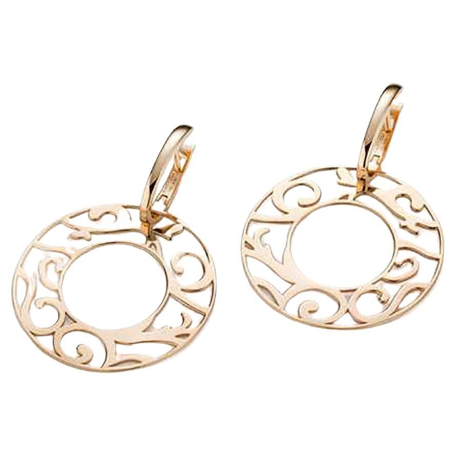 Contemporary Mattioli Siriana Earrings Medium in 18k Gold & 3 Mother of Pearl Pieces For Sale