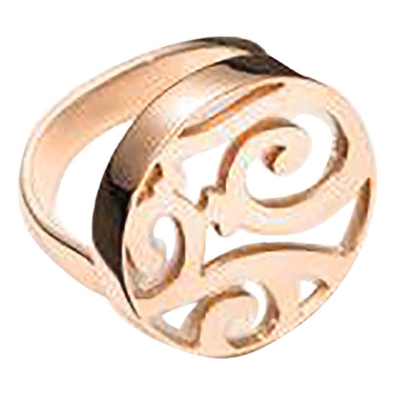 For Sale:  Mattioli Siriana Pinky Ring in Rose Gold and Natural Mother of Pearl