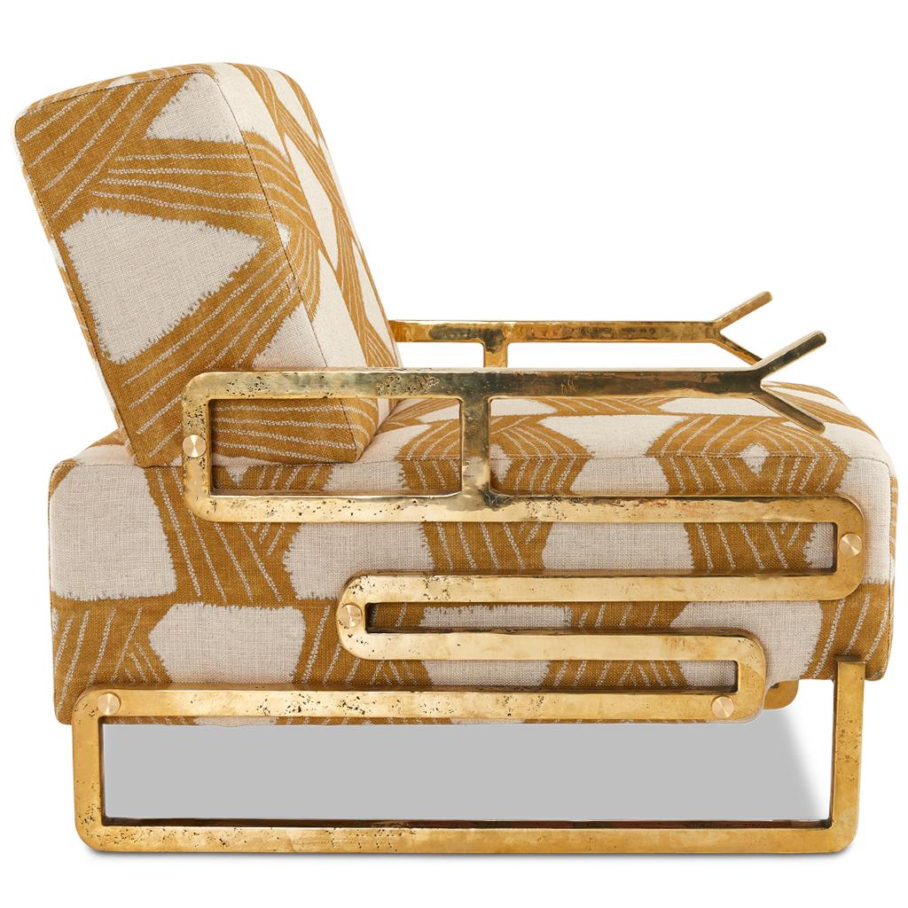 Moderne Chaise longue de luxe moderne Mattiwatta en laiton massif rembourrée par Egg Designs en vente
