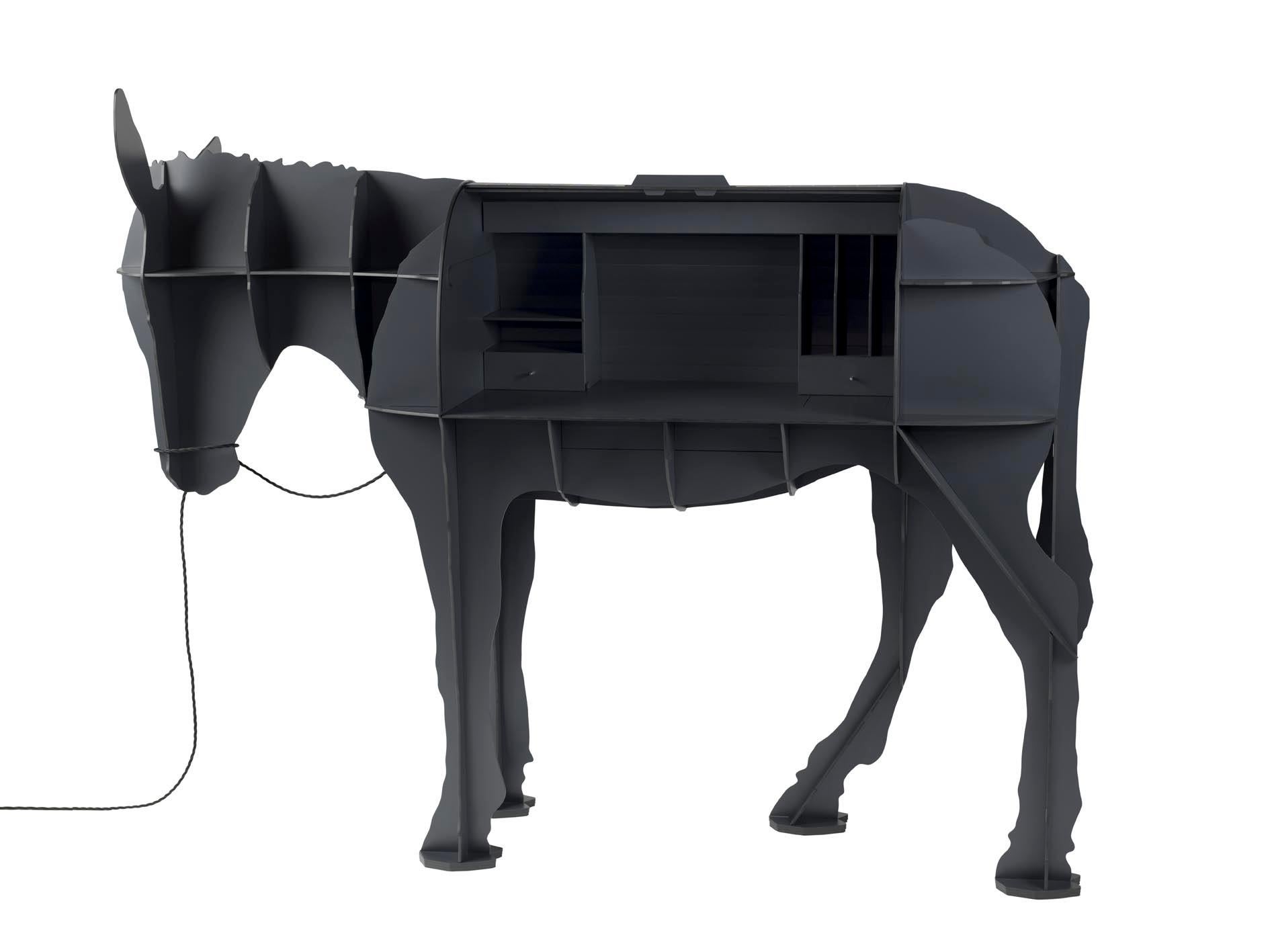 The Maturin donkey, emblematic of labor in rural settings, retains its traditional role while taking on a distinctly contemporary dimension in this design. Serving as a unique secretary, Maturin is equipped with luminous LEDs and powered by an