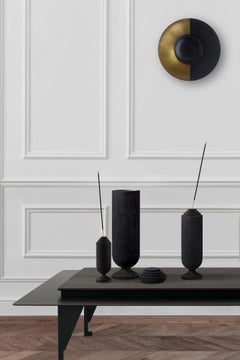 Censuratori scolpiti in legno fiammato e ottone Matylda di Jan Garncarek