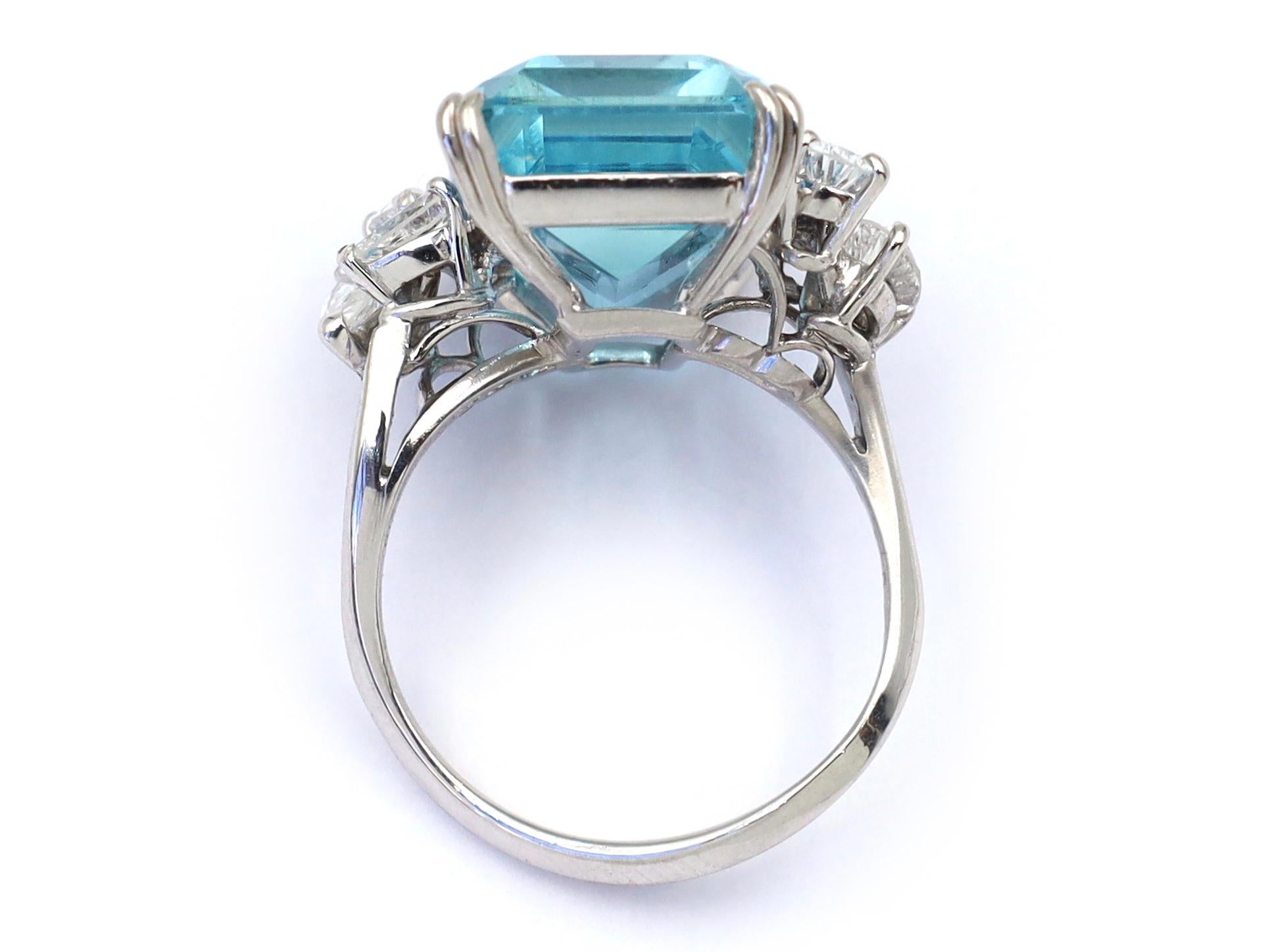 Retro Mauboussin 12.00ct Aquamarine and Diamond Asymmetrical Ring