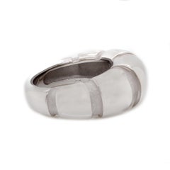Mauboussin 18 Karat White Gold Ribbed Dome Ring