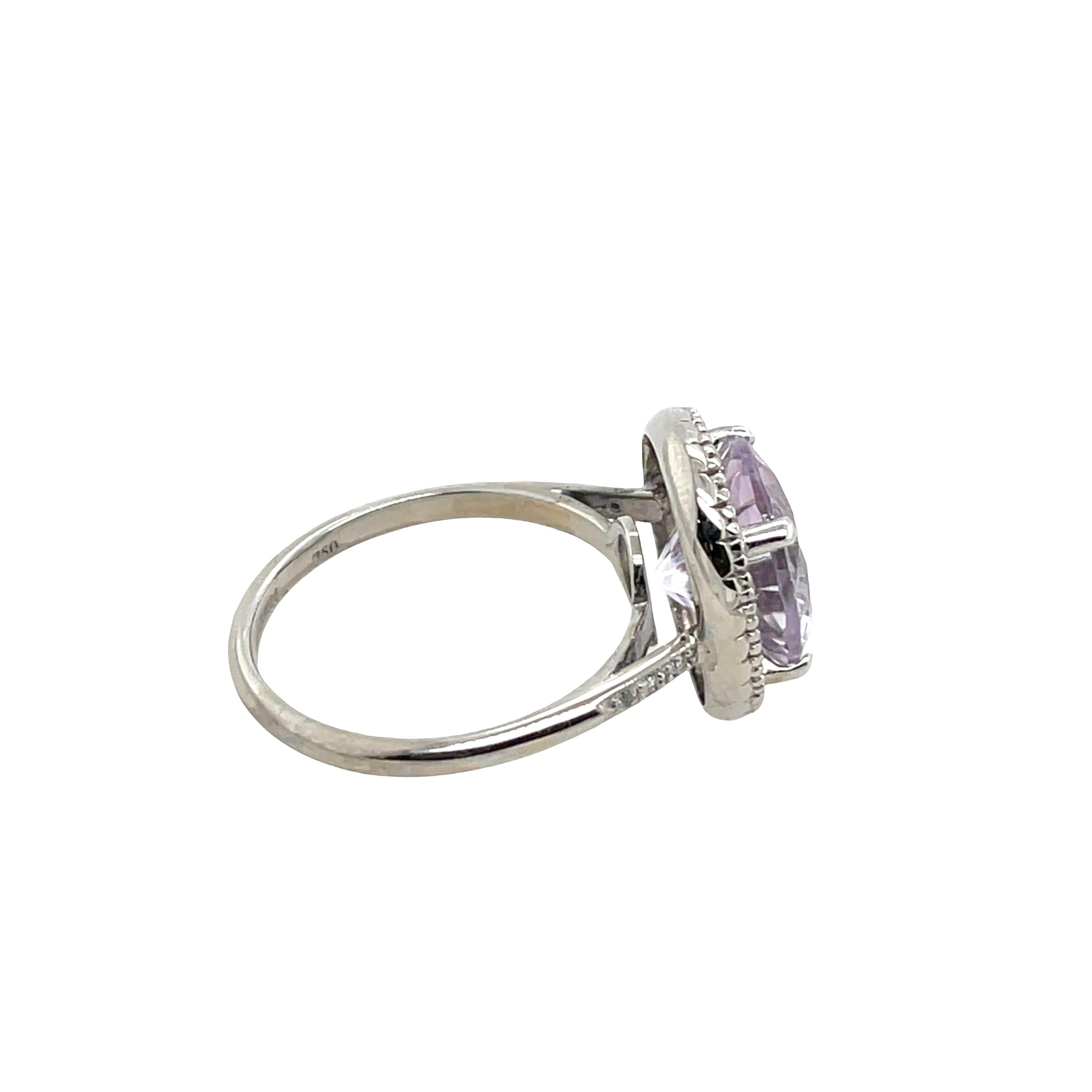 Taglio rotondo Anello Mauboussin in oro bianco 18 ct - Quarzo rosa e 0,25 ct di diamanti aureolati in vendita