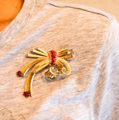 MAUBOUSSIN 1938 Trabert & Hoeffer Pendant-Brooch 18Kt Gold & Burmese Rubies