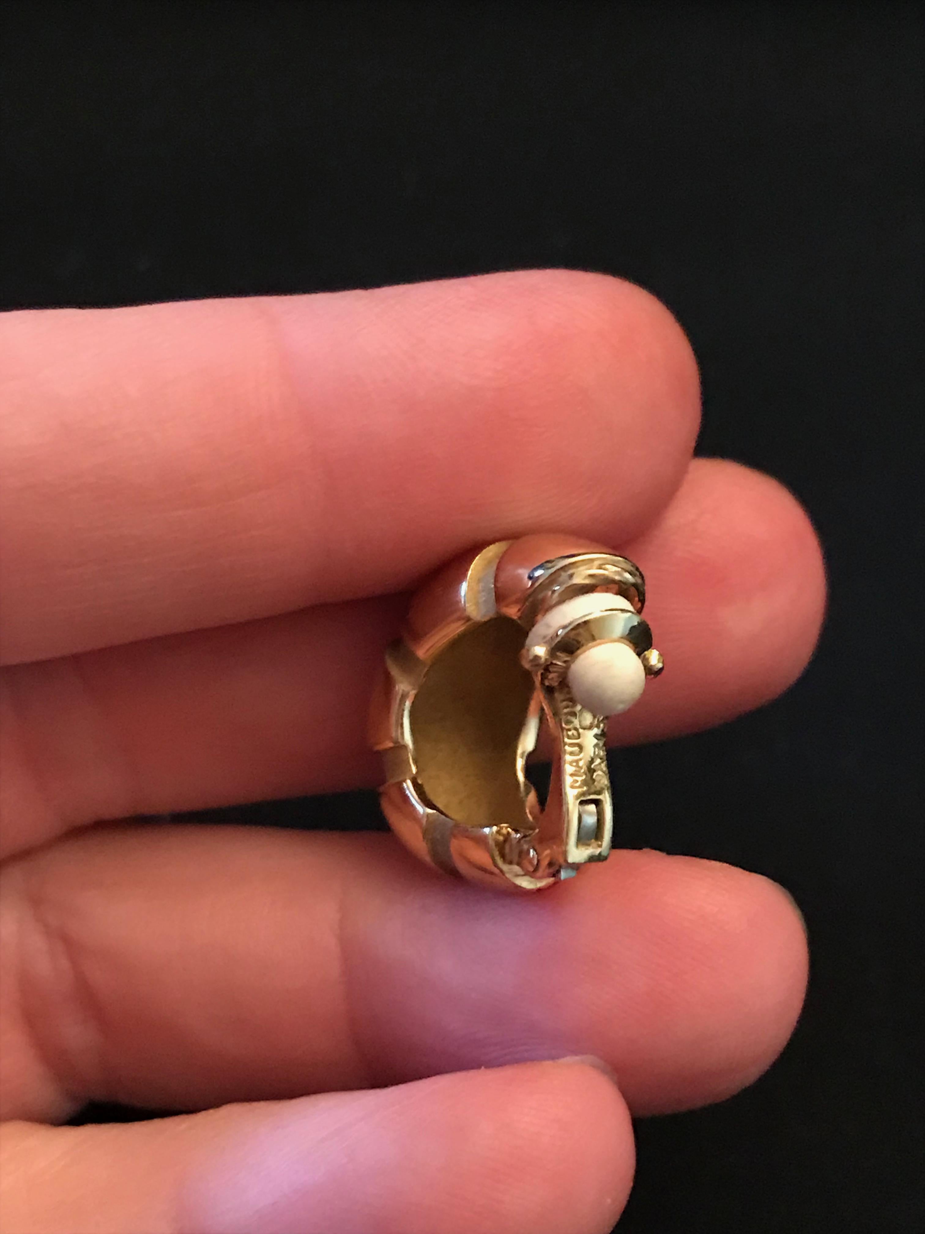Mauboussin 1960 Clip Earrings in 18 Carat Yellow Gold Hoops For Sale 2