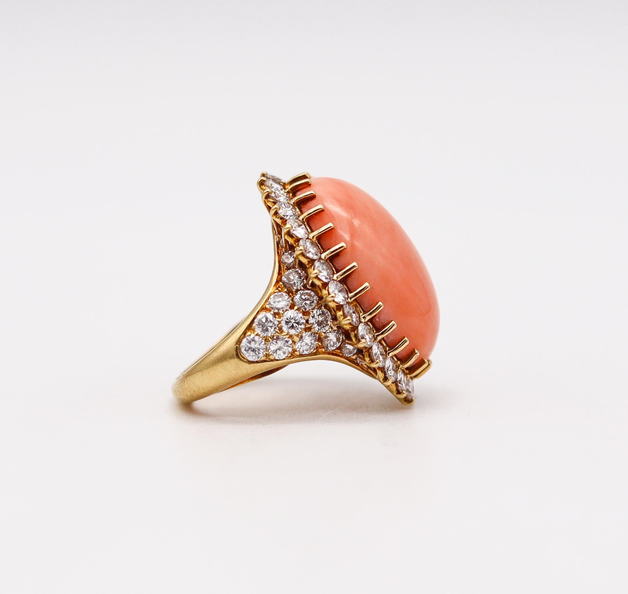 Cabochon Mauboussin 1970 Paris Coral Cocktail Ring 18Kt Gold 28.66 Ctw Diamonds And Coral