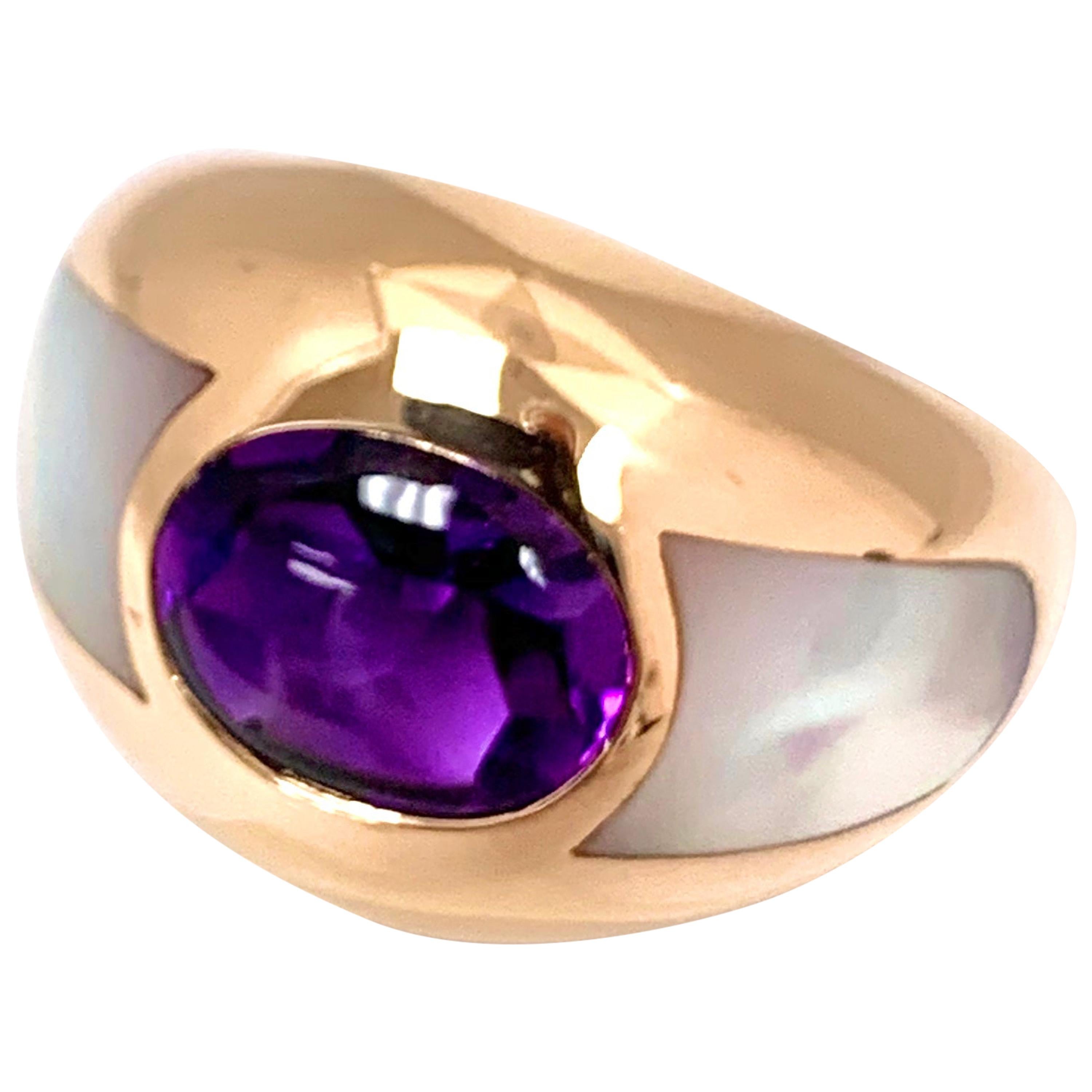 Mauboussin "Aloha" Amethyst and Mother of Pearl 18K Yellow Gold Ring