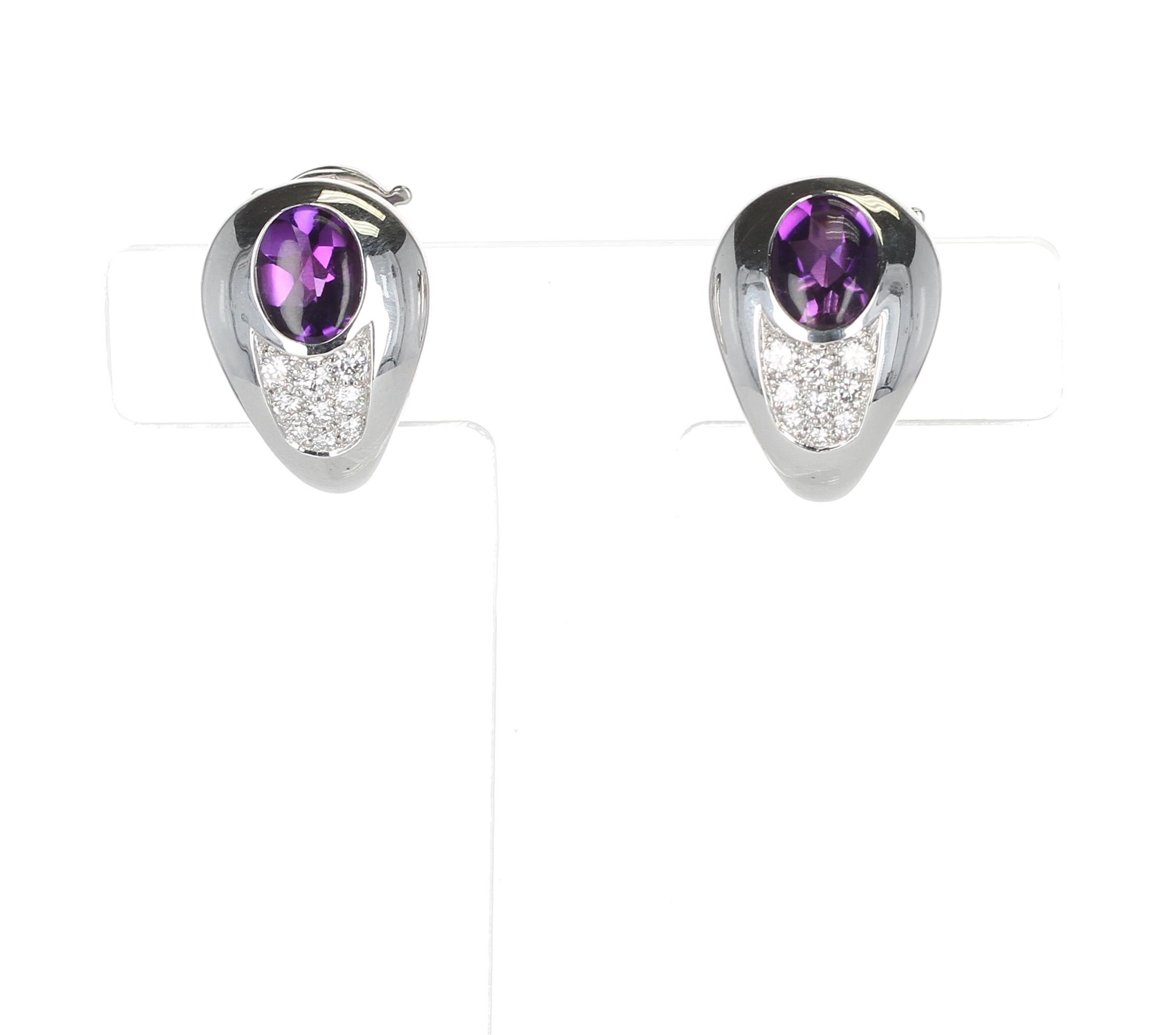 Women's or Men's Mauboussin 2.20 ct. Amethyst and 0.42 ct. Diamond Earrings, 18K Gold For Sale