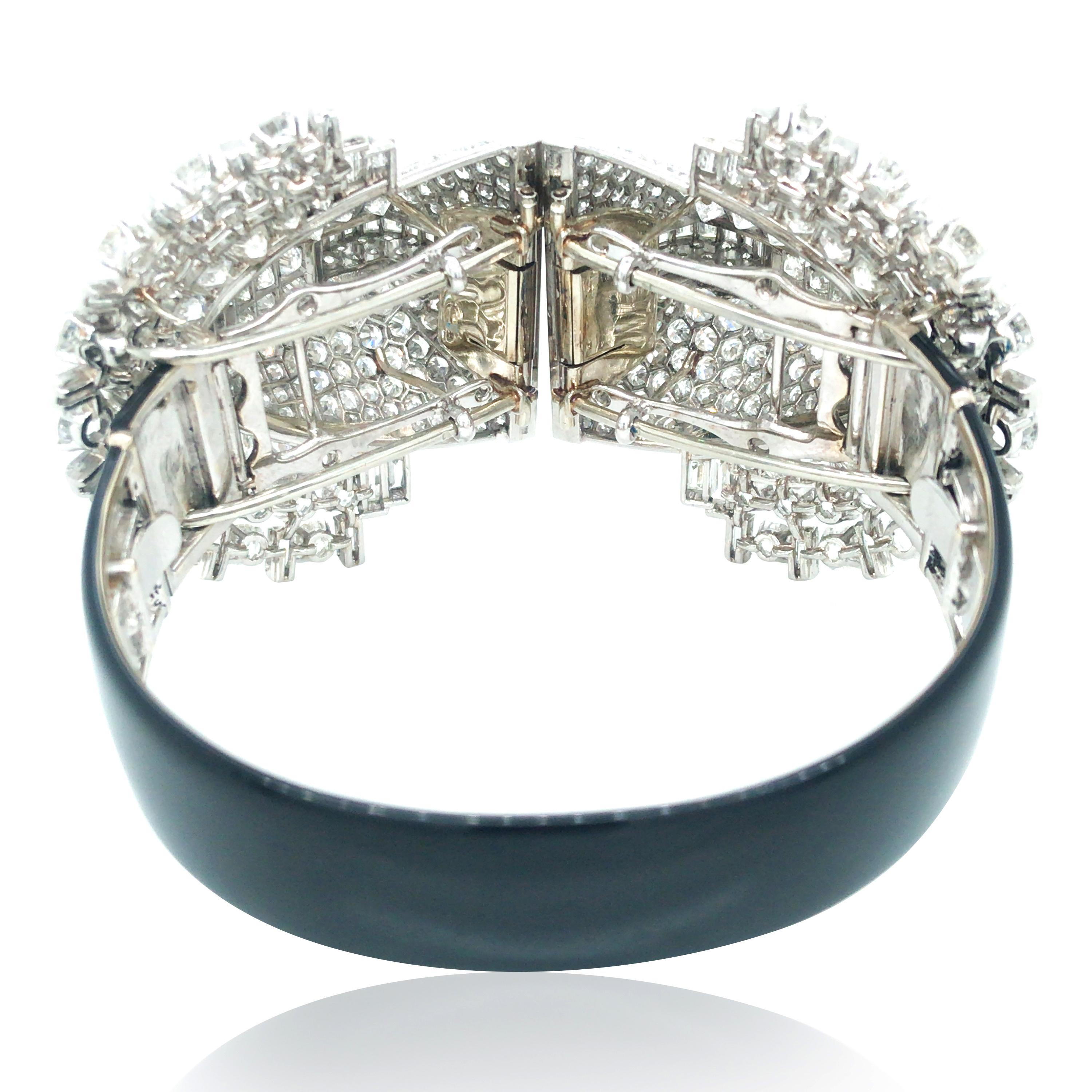 Mauboussin, Art Deco Platinum Diamond Double-clips Bangle, Certificate In Good Condition For Sale In New York, NY
