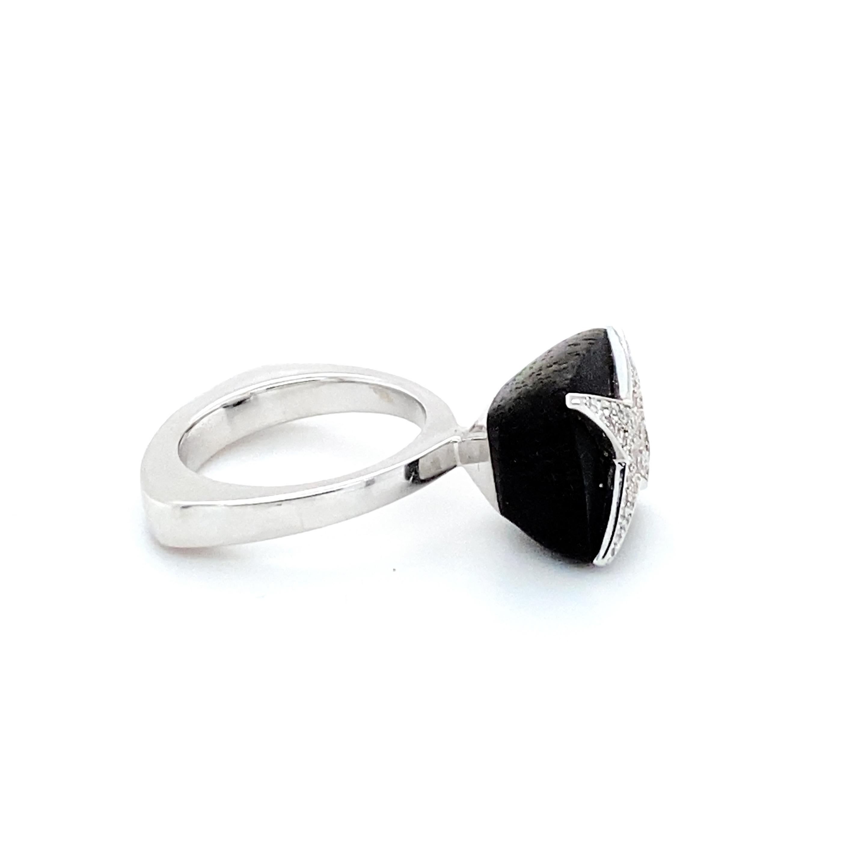 Round Cut Mauboussin Diamond and Wood Ring