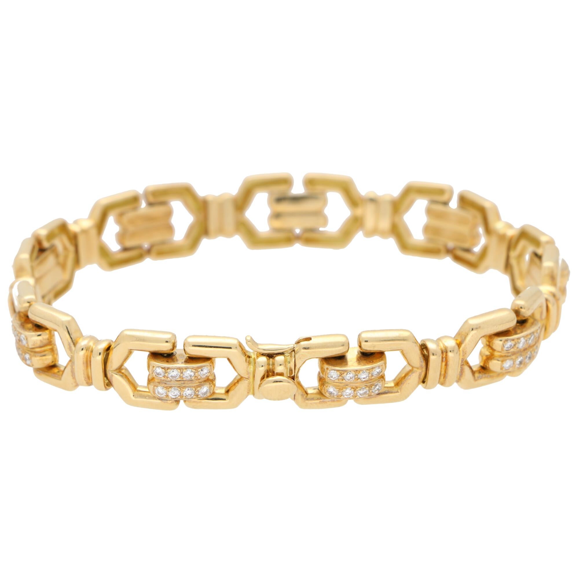 Rétro Mauboussin Bracelet à maillons en or jaune 18 carats serti de diamants en vente