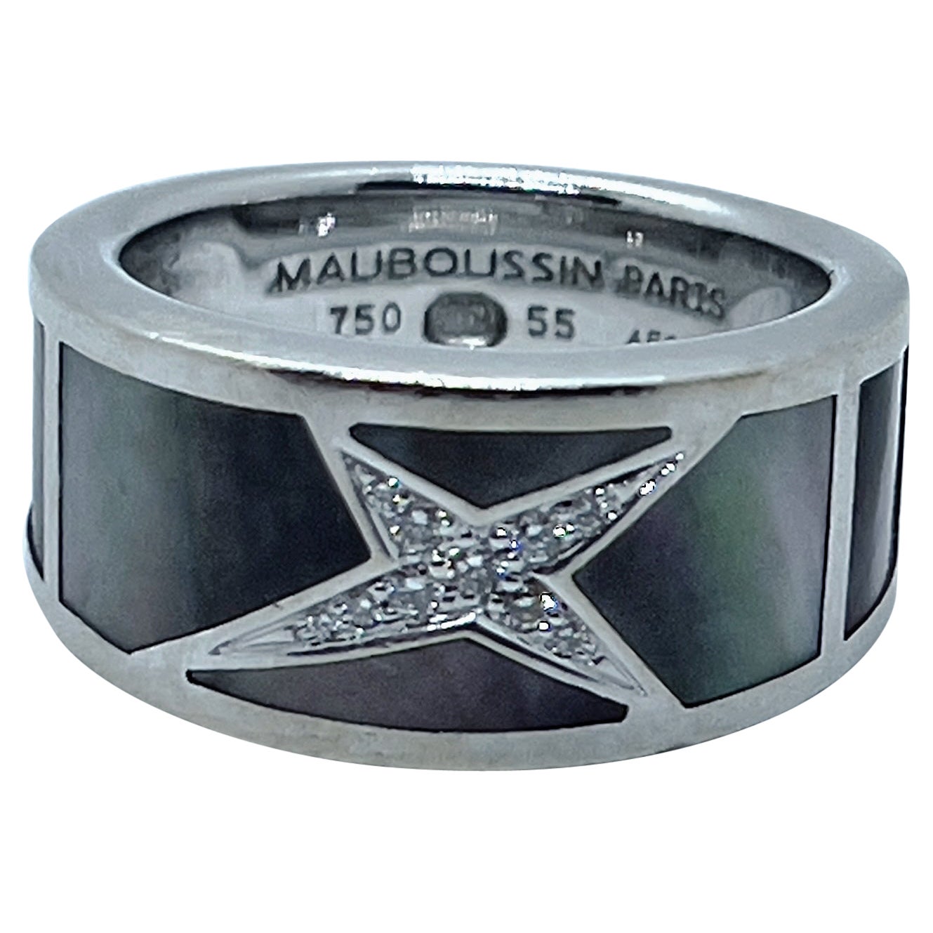 Mauboussin, bague Etoile en or blanc 18 carats et nacre