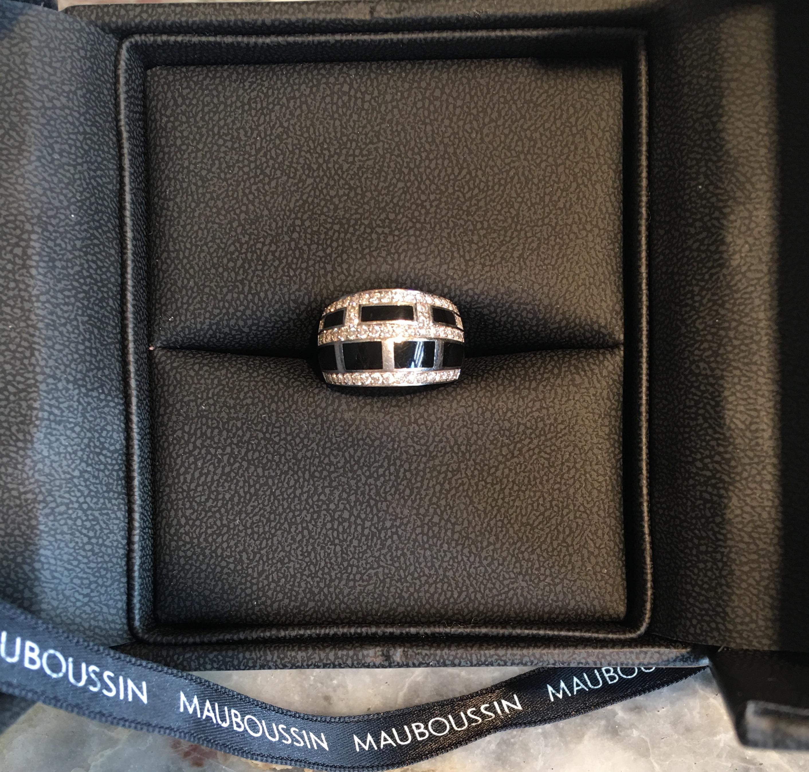Contemporary Mauboussin “le Vice” Diamonds and Black Lacquer 18 Carat White Gold Ring