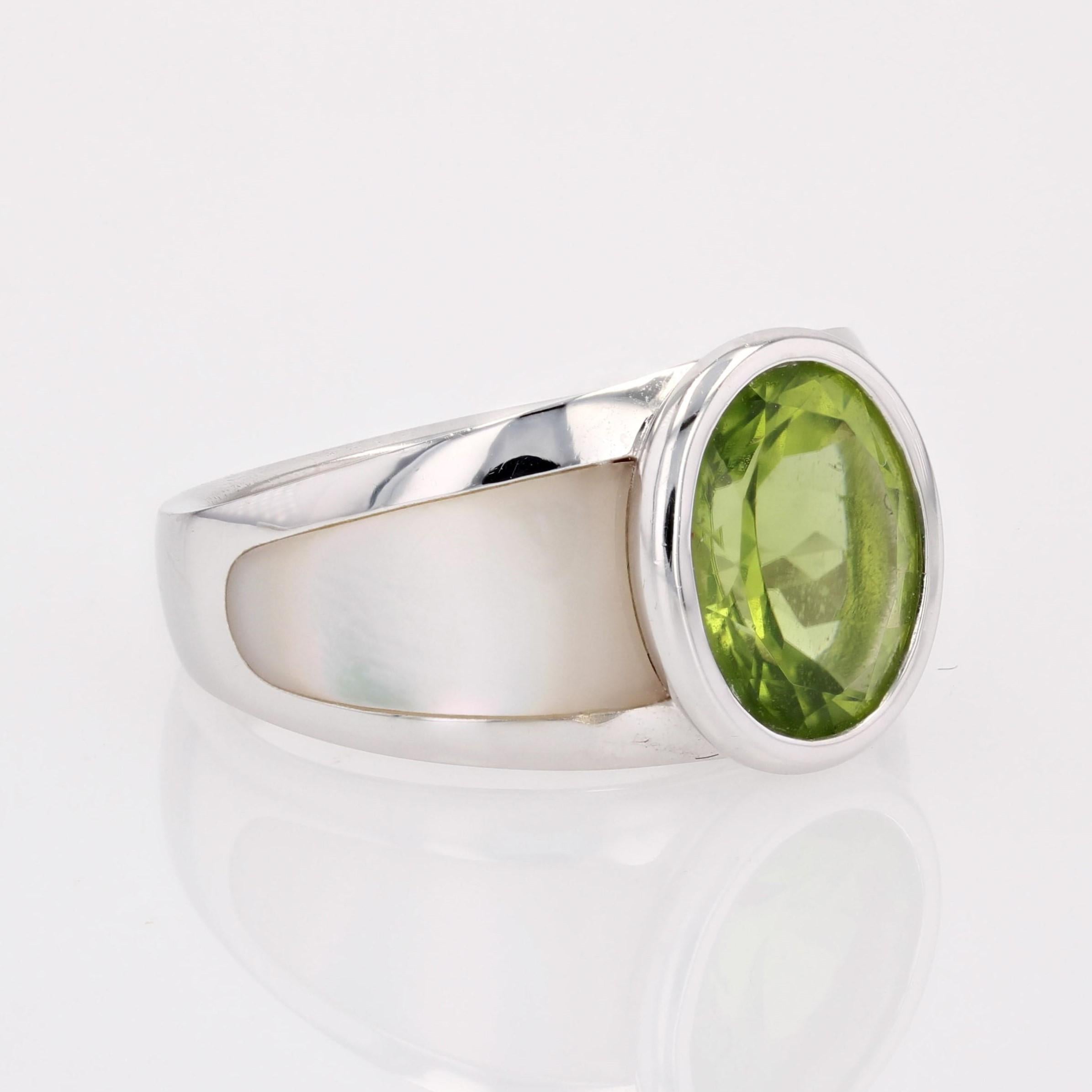 Mauboussin My first Madame Peridot 18 Karat White Gold Ring 3